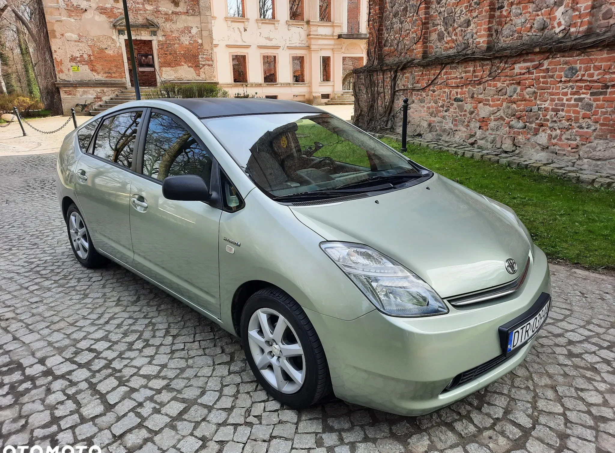 toyota prius Toyota Prius cena 28950 przebieg: 137500, rok produkcji 2006 z Wrocław
